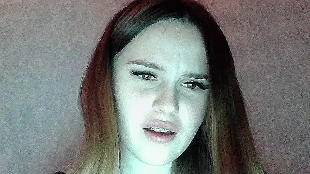 SweetLoraa online show from 11/26/25, 07:48