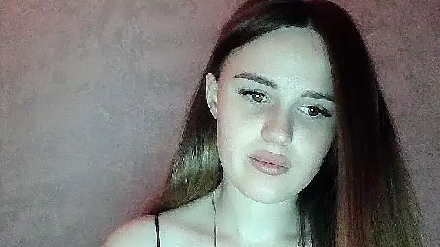 Snapshot of SweetLoraa chatting on 05/21/26, 06:15 SweetLoraa online show from 05/21/26, 06:15