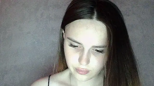 Snapshot of SweetLoraa chatting on 05/28/26, 03:04 SweetLoraa online show from 05/28/26, 03:04