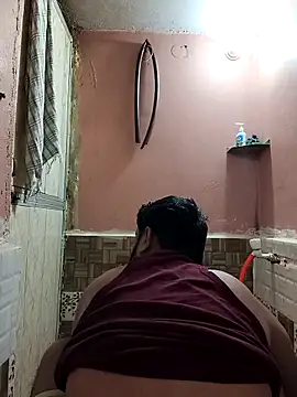 Snapshot of Sarad_sexydaddy chatting on 11/08/25, 03:18 Sarad sexydaddy online show from 11/08/25, 03:18