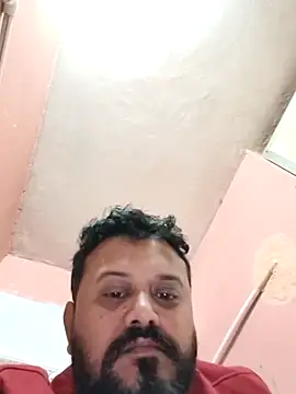 Snapshot of Sarad_sexydaddy chatting on 11/30/25, 03:54 Sarad sexydaddy online show from 11/30/25, 03:54