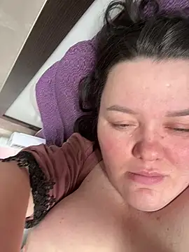 SunnyLeila2101 online show from 02/11/26, 11:48