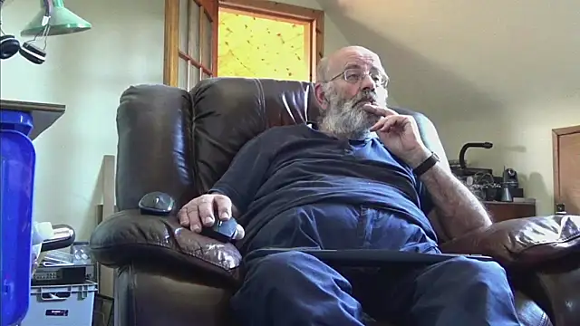 janzer13 online show from 09/25/25, 12:53