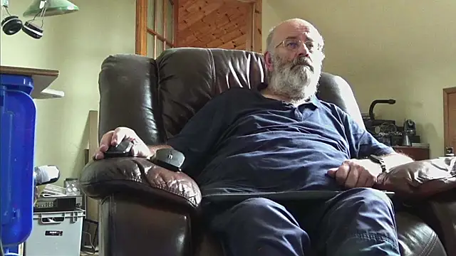 janzer13 online show from 10/01/25, 12:00