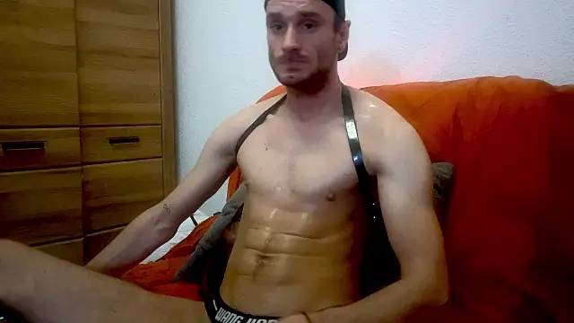 Snapshot of sexbooy27 chatting on 12/14/25, 07:18 sexbooy27 online show from 12/14/25, 07:18