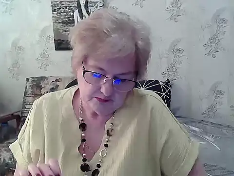 Snapshot of Renata62011 chatting on 05/08/26, 12:43 Renata62011 online show from 05/08/26, 12:43