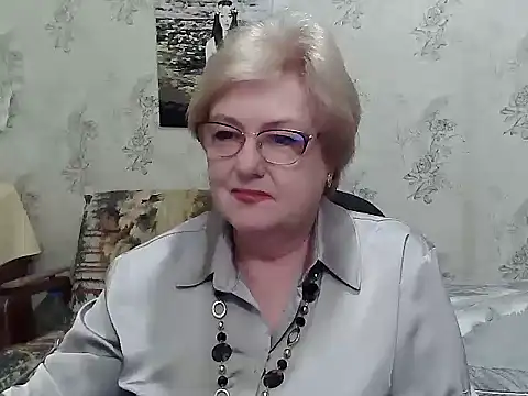 Snapshot of Renata62011 chatting on 05/27/26, 06:32 Renata62011 online show from 05/27/26, 06:32
