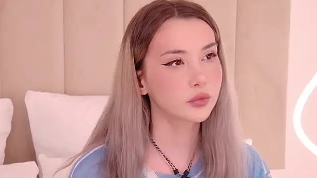 Nesolla online show from 03/29/26, 08:25