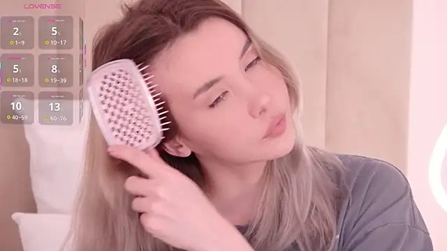 Nesolla online show from 04/10/26, 11:04