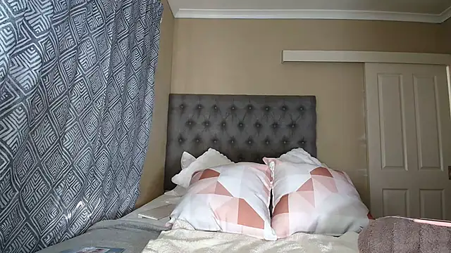 nanababe1 online show from 03/01/26, 11:12