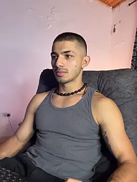 ArturoCardona  online show from 10/03/25, 12:35