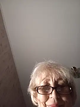 Anatolia5961 online show from 11/22/25, 02:10