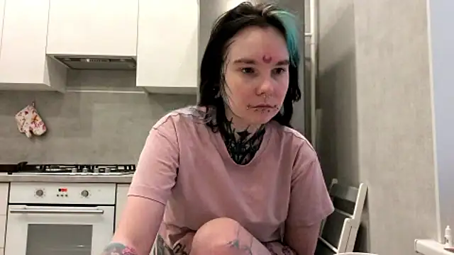 HighelikeGirl online show from 02/04/26, 04:51