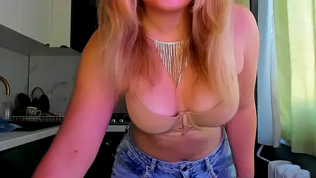 SunshineEmma online show from 10/02/25, 02:24