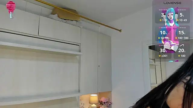 LilyWhitney online show from 05/21/26, 04:08