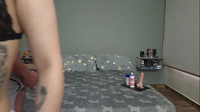 spicyjtom a online show from 10/14/25, 02:07