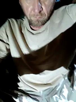 Snapshot of Canuseemeray chatting on 03/25/26, 12:22 Canuseemeray online show from 03/25/26, 12:22