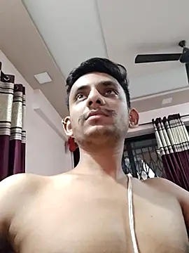 yung cplz online show from 10/13/25, 12:27