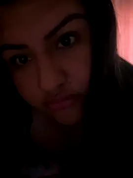 Snapshot of Regina_Escobar chatting on 09/20/25, 07:37 Regina Escobar online show from 09/20/25, 07:37