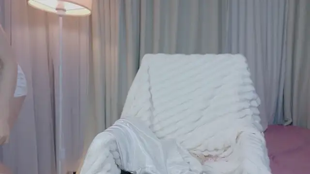 Vessi-babe online show from 02/10/26, 01:37