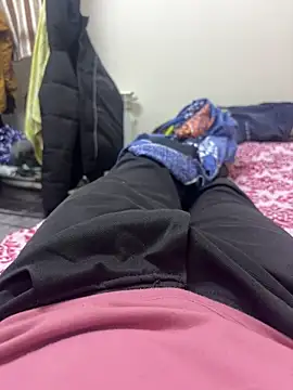 bigbulllaksh online show from 10/09/25, 02:04