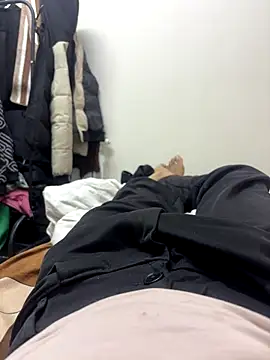 bigbulllaksh online show from 10/18/25, 03:13