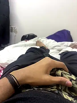 bigbulllaksh online show from 11/16/25, 06:24