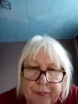 Snapshot of Alexia64231 chatting on 01/19/26, 01:26 Alexia64231 online show from 01/19/26, 01:26