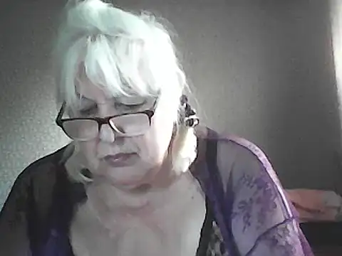 Alexia64231 online show from 05/21/26, 03:13
