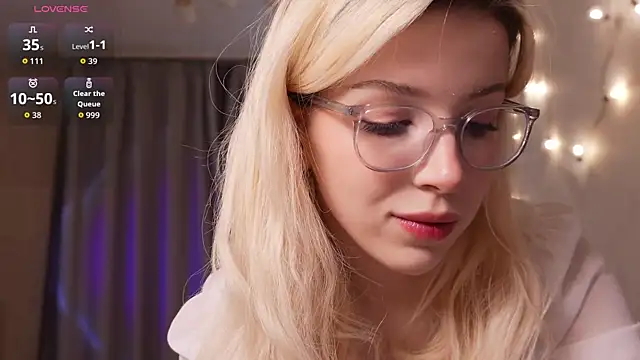 peachii meow online show from 05/01/26, 02:10