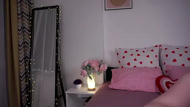 SusannaScholler online show from 04/14/26, 11:00