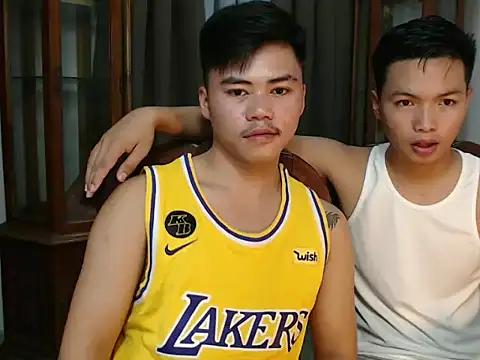 hot emman online show from 09/11/25, 06:13