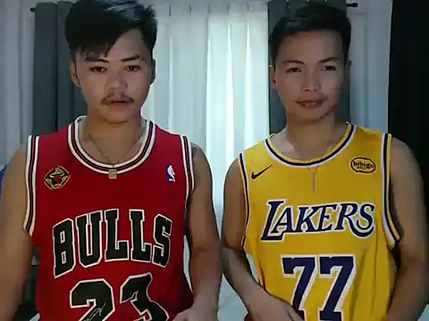 hot emman online show from 10/09/25, 05:16