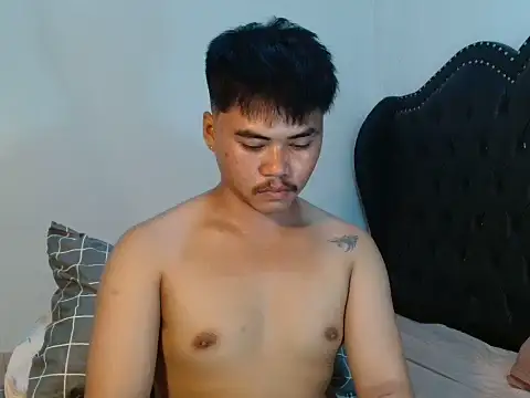 Snapshot of hot_emman chatting on 07/21/26, 07:22 hot emman online show from 07/21/26, 07:22