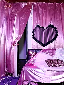 Snapshot of oxxy_jean chatting on 10/21/25, 01:06 oxxy jean online show from 10/21/25, 01:06