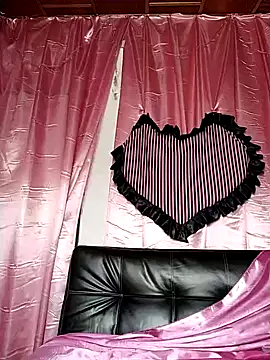 Snapshot of oxxy_jean chatting on 11/15/25, 02:57 oxxy jean online show from 11/15/25, 02:57