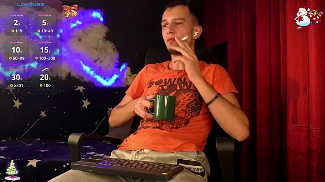 Snapshot of AxelMassimo chatting on 12/01/25, 03:55 AxelMassimo online show from 12/01/25, 03:55