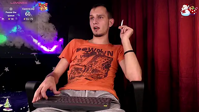 Snapshot of AxelMassimo chatting on 12/15/25, 06:34 AxelMassimo online show from 12/15/25, 06:34