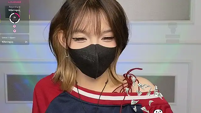      Panda      online show from 04/10/26, 05:39