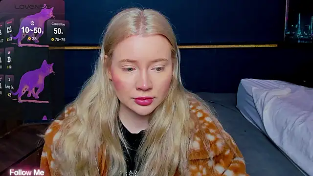 Lillie Berry online show from 03/19/26, 04:16