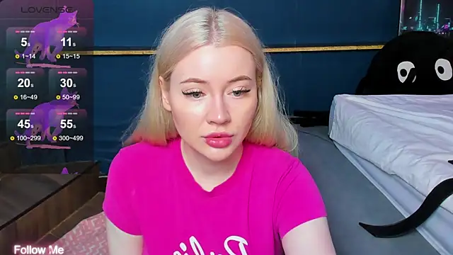 Lillie Berry online show from 03/29/26, 04:23