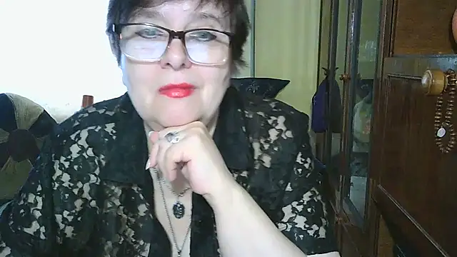 VeronicaGold511 online show from 04/02/26, 06:44