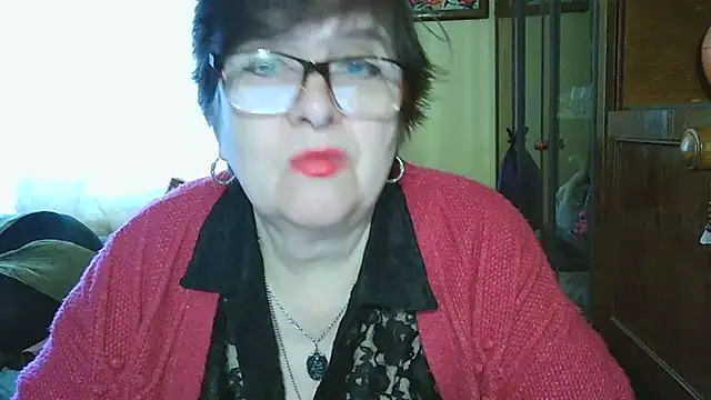 VeronicaGold511 online show from 05/02/26, 07:13