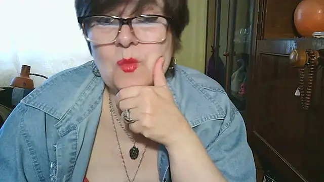 VeronicaGold511 online show from 05/16/26, 07:49