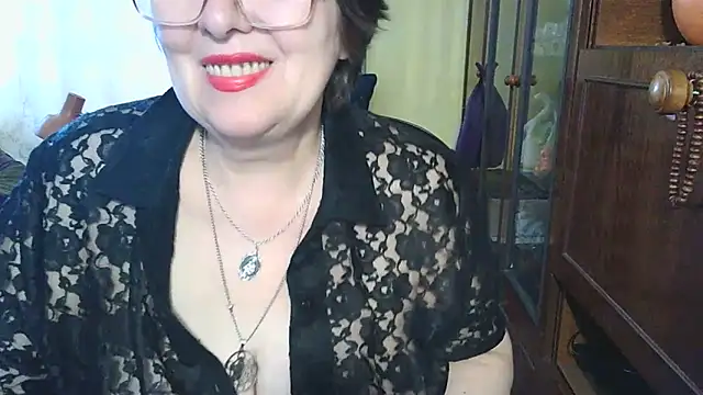 VeronicaGold511 online show from 05/28/26, 06:32