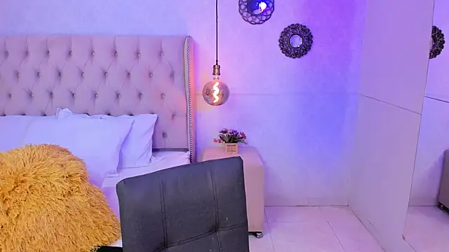 Tatihornyy online show from 10/21/25, 11:22