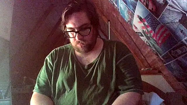 chubbyDavid1998 online show from 10/29/25, 01:35