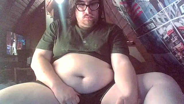 Snapshot of chubbyDavid1998 chatting on 04/25/26, 04:59 chubbyDavid1998 online show from 04/25/26, 04:59