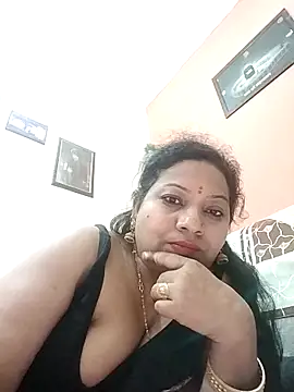 Snapshot of Cute-Janvi20 chatting on 10/28/25, 08:11 Cute-Janvi20 online show from 10/28/25, 08:11