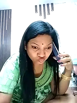 Snapshot of Cute-Janvi20 chatting on 11/24/25, 06:46 Cute-Janvi20 online show from 11/24/25, 06:46